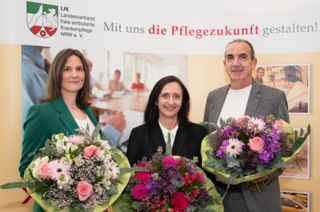Der Vorstand des LfK: Vorstandsvorsitzende Andrea Lippmann (Mitte), stellvertretende Vorstandsvorsitzende Nora Jürgens, Schriftführer Bernd Leiendecker 